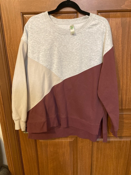 GreenTea Tops - GreenTea White Crewneck Sweatshirt with Green Logo